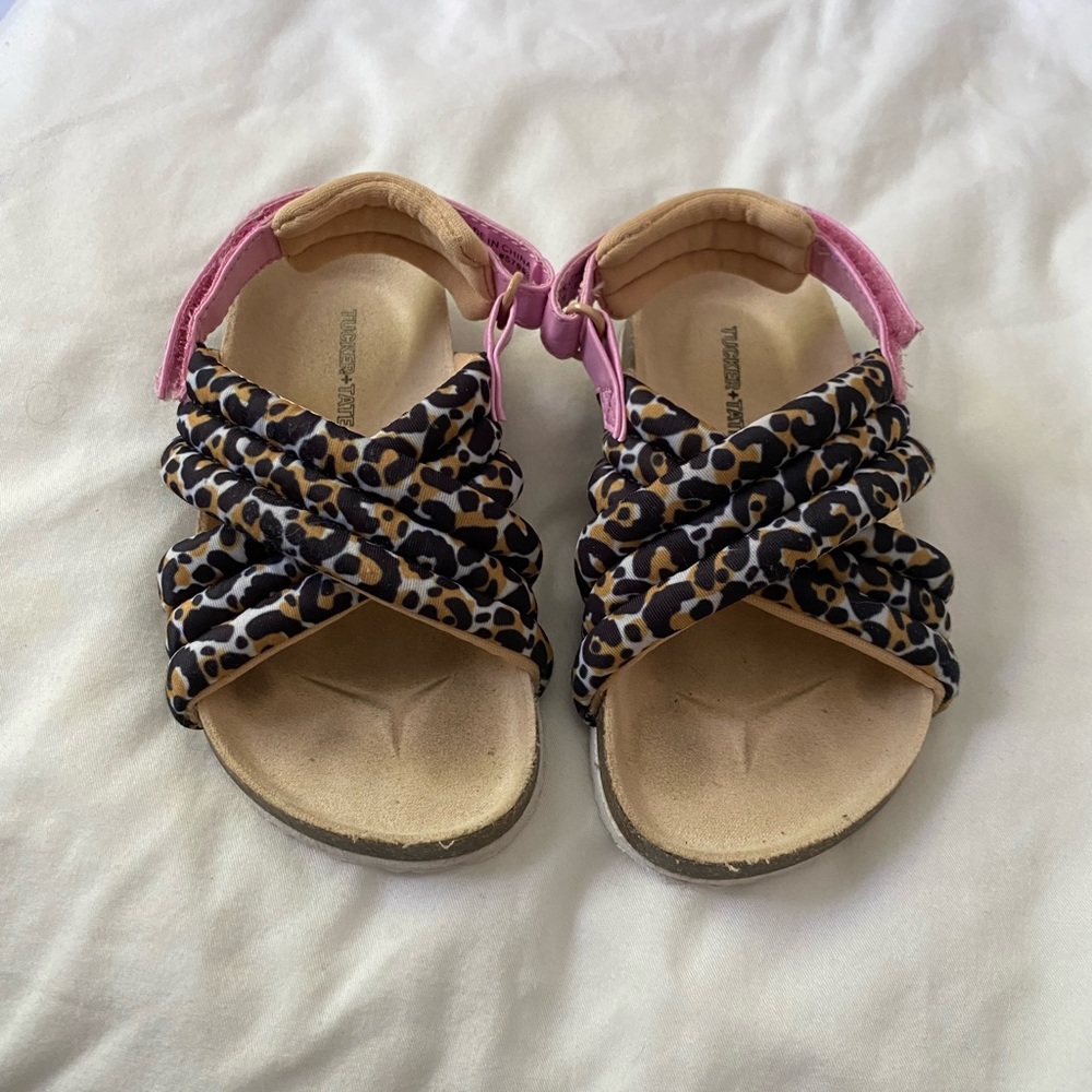 Girls sandals